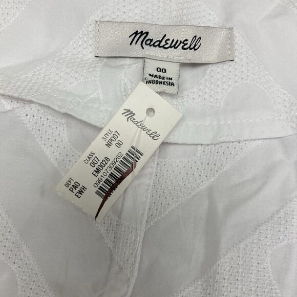 Madewell Darted V-Neck Top in Floral - Picture 2 of 4